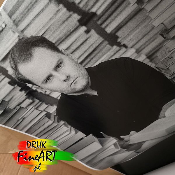 Kamil Myszkowski w druku.. Wystawa "Papierowe krajobrazy" Kamila Myszkowskiego w Sosnowieckie Centrum Sztuki - Zamek Sielecki - część drukowana przez Radosława Czaplę w drukfineart.pl styczeń 2022 - wystawa fotografii i wernisaż